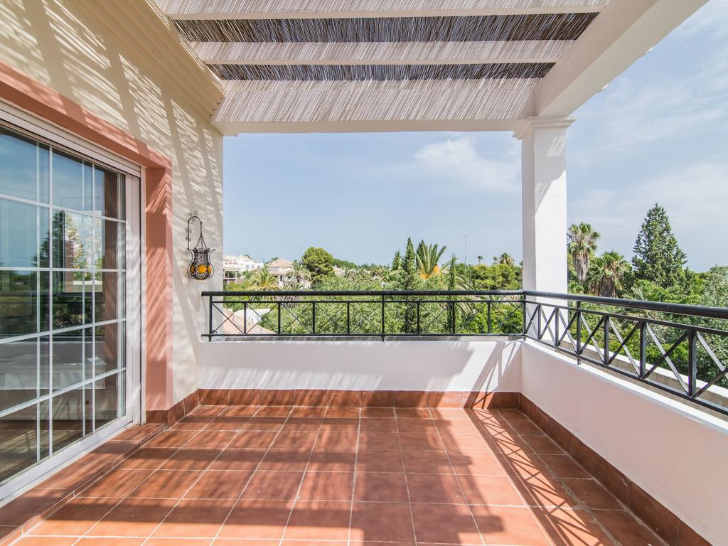 River Garden Spacious Penthouse Apartment Marbella Exterior photo